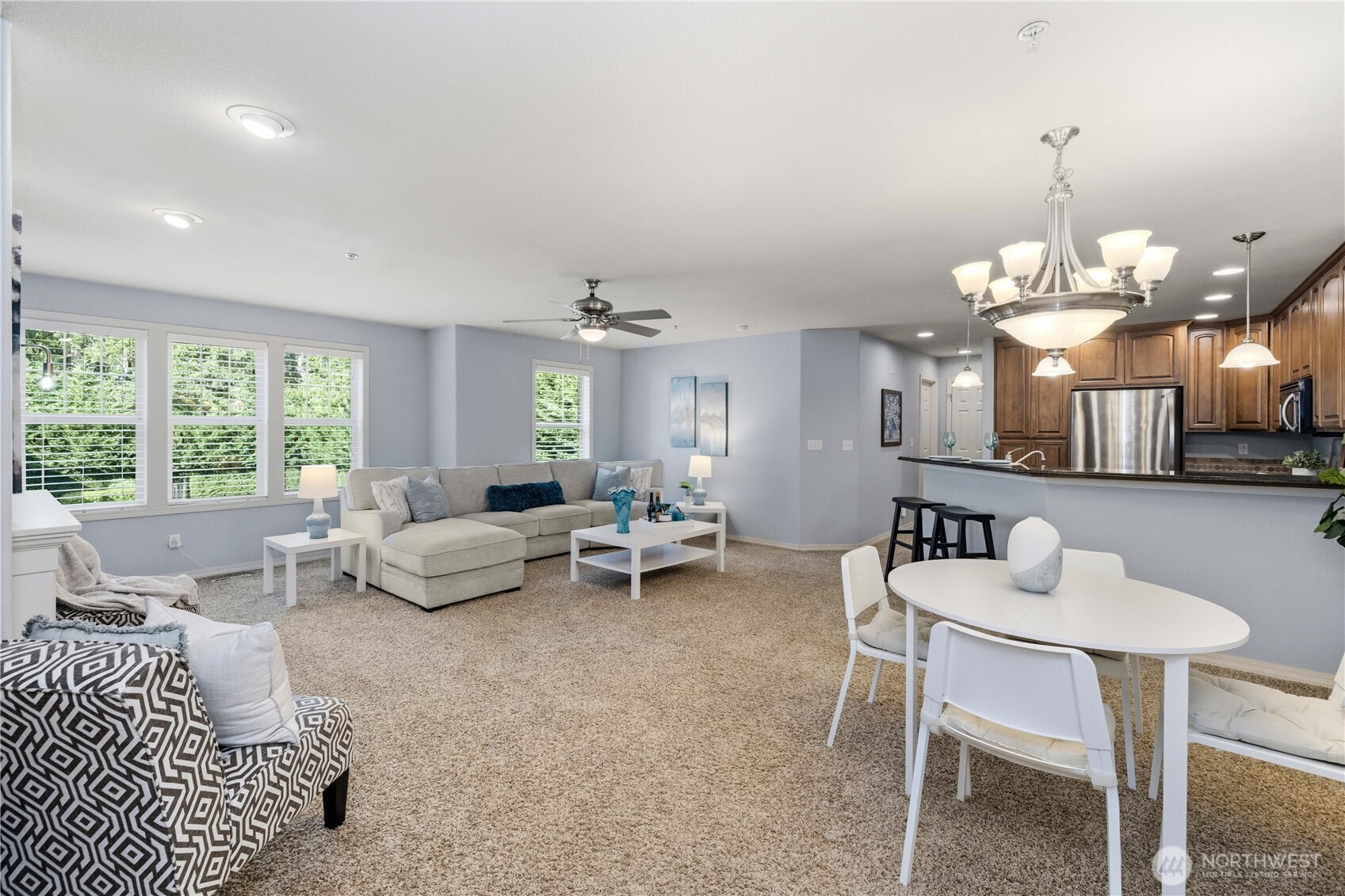 21900 SE 242nd Street #E-1, Maple Valley, WA 98038