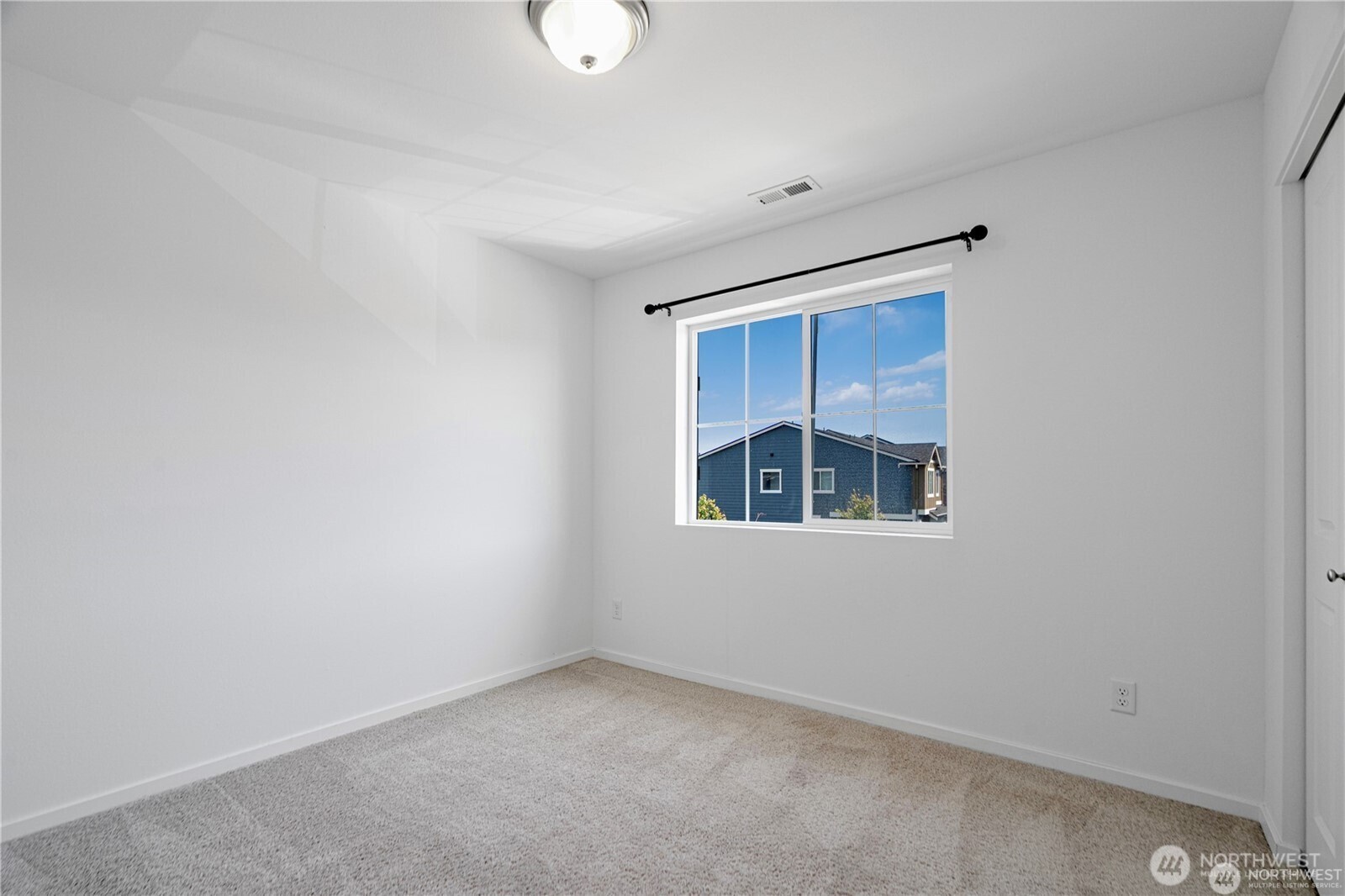 18328 110 Avenue E, Puyallup, WA 98374