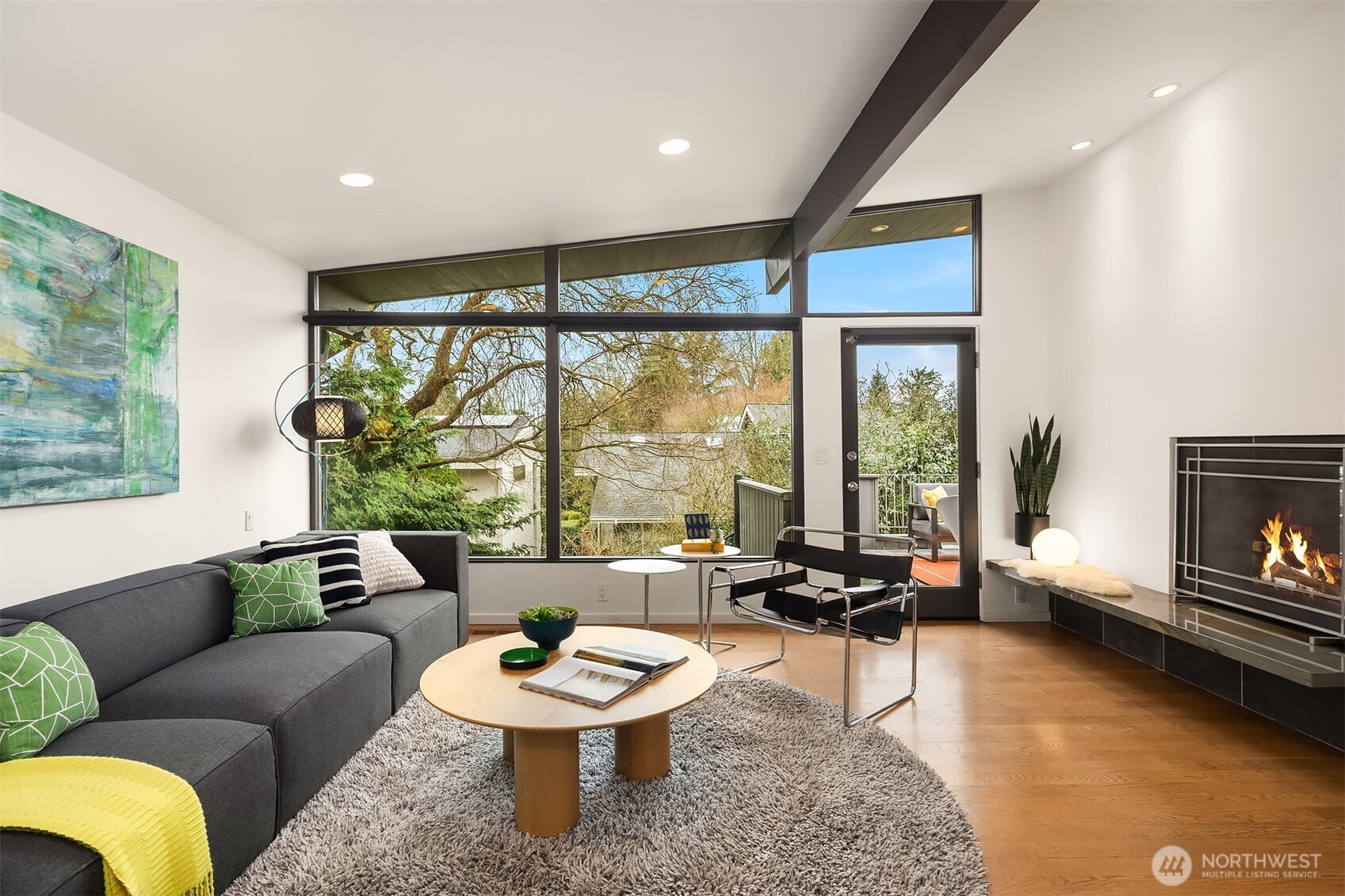 3055 44th Avenue W, Seattle, WA 98199