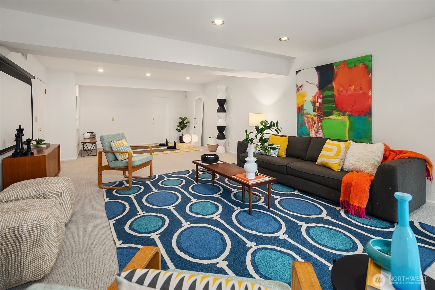 3055 44th Avenue W, Seattle, WA 98199