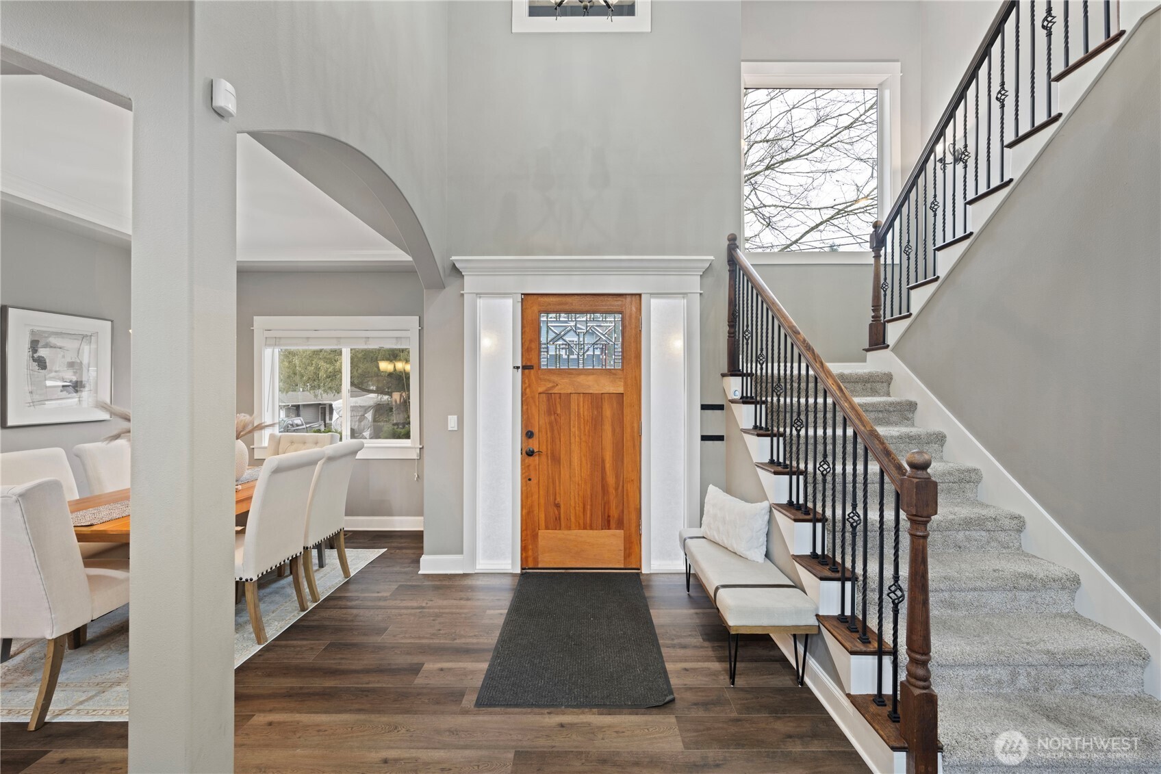 12411 NE 108th Place , Kirkland, WA 98033-4654