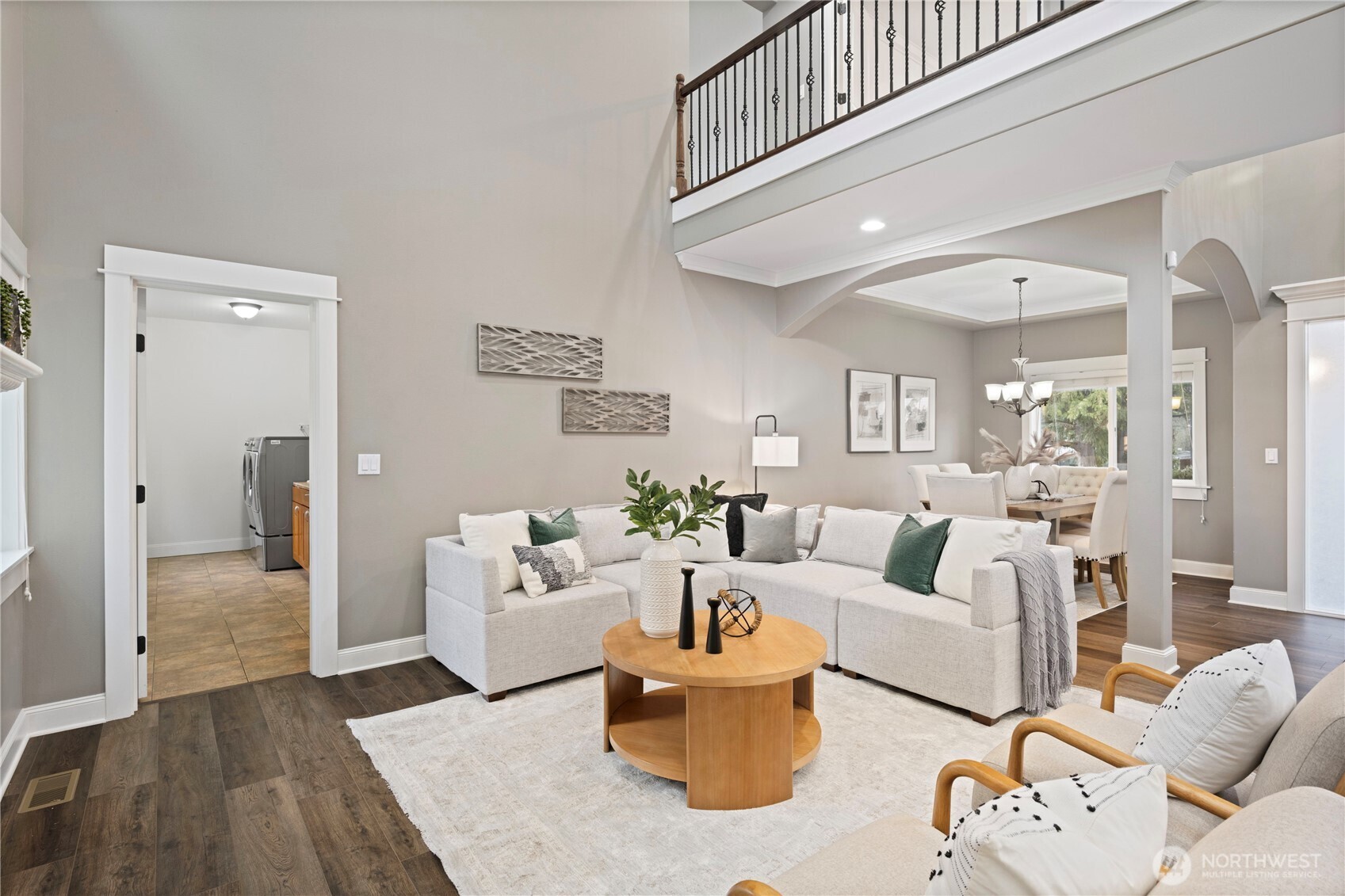 12411 NE 108th Place , Kirkland, WA 98033-4654