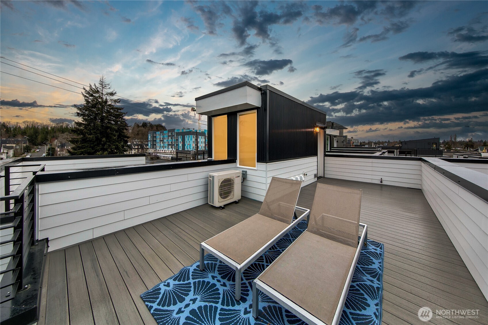 4302 S Holden Street , Seattle, WA 98118