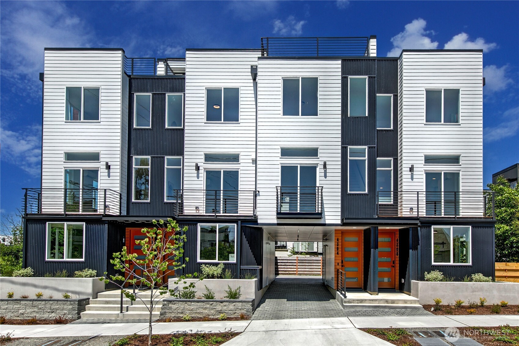 7560 43rd Avenue S, Seattle, WA 98118