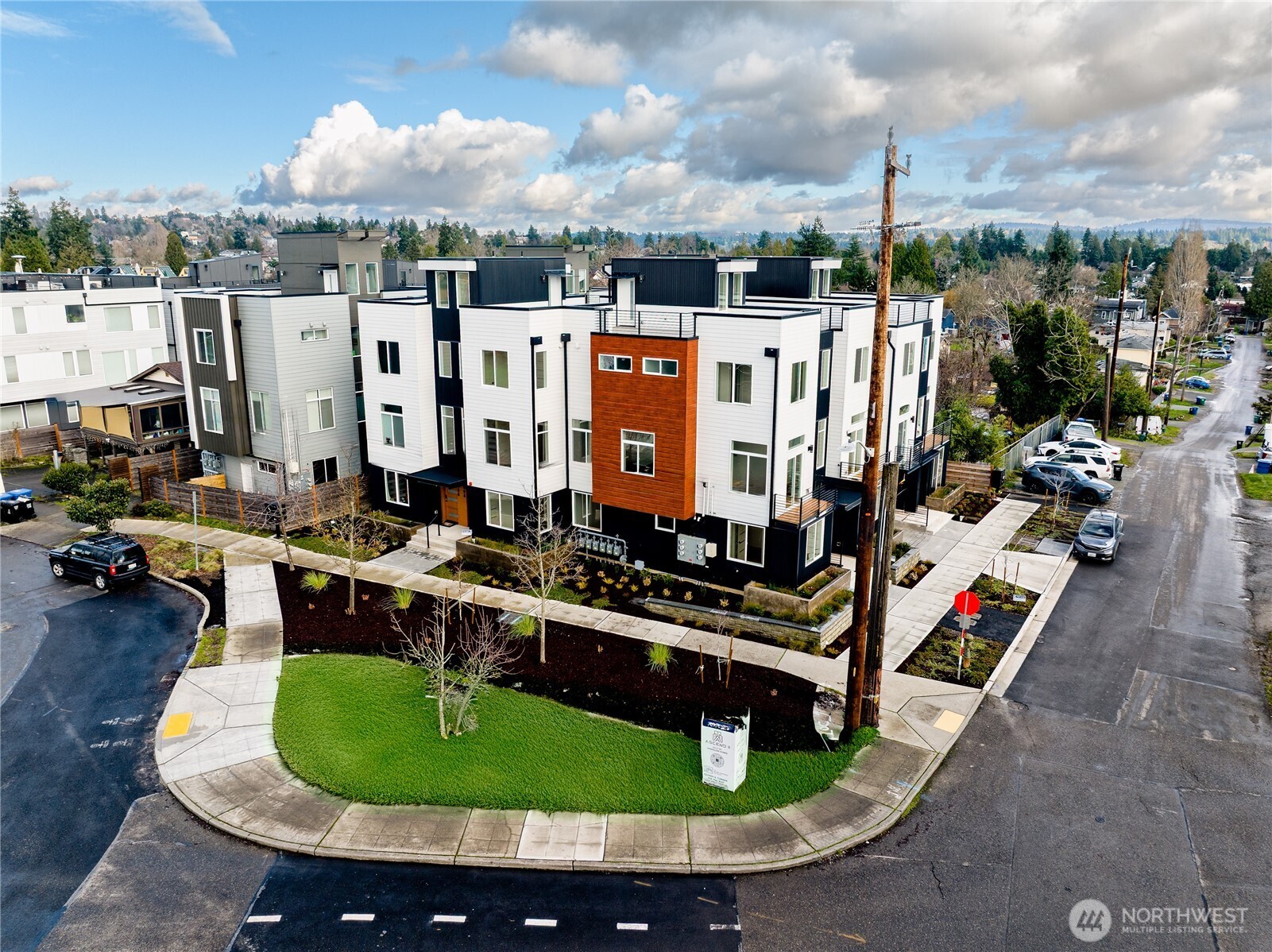 7560 43rd Avenue S, Seattle, WA 98118