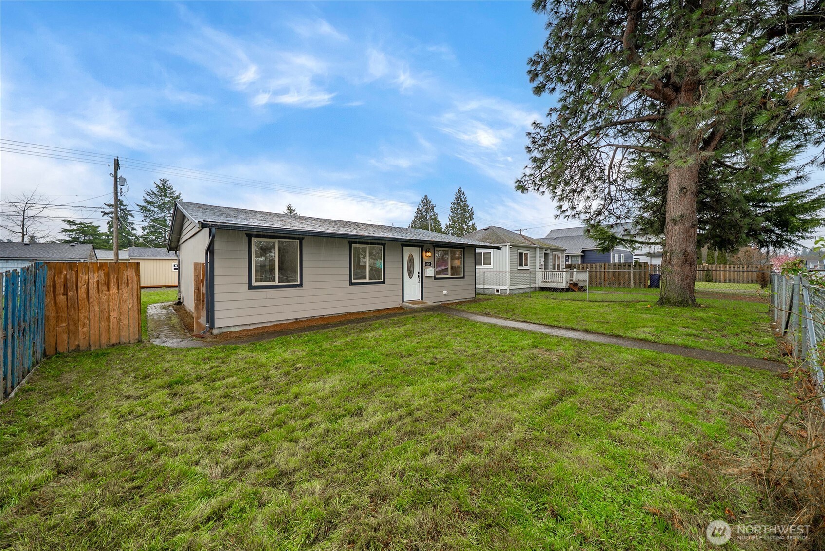 6621 S Pine Street , Tacoma, WA 98409