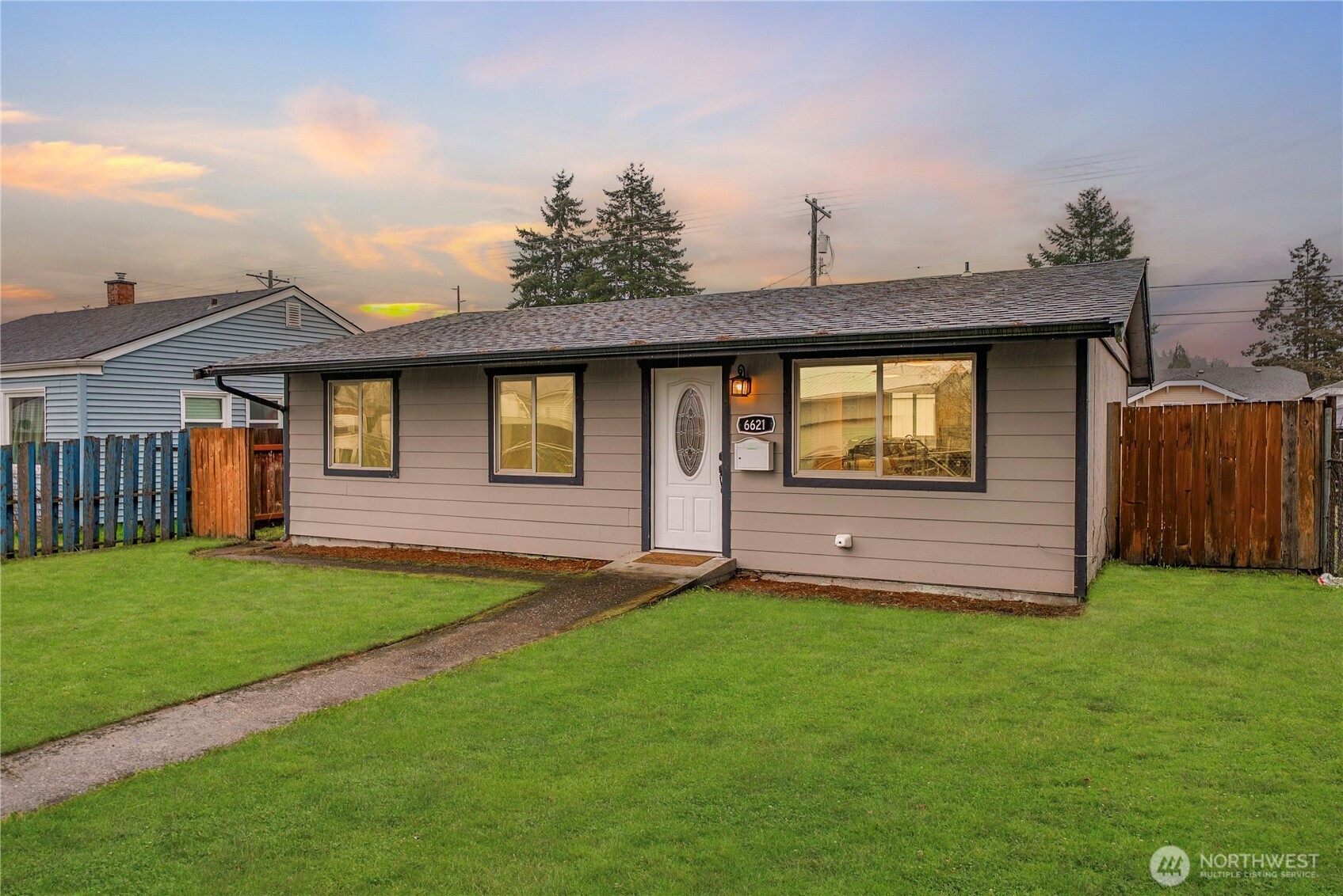 6621 S Pine Street , Tacoma, WA 98409