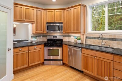 19540 159th Place NE, Woodinville, WA 98072 - Photo 12