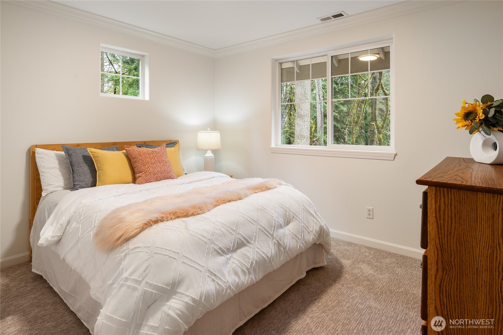 19540 159th Place NE, Woodinville, WA 98072