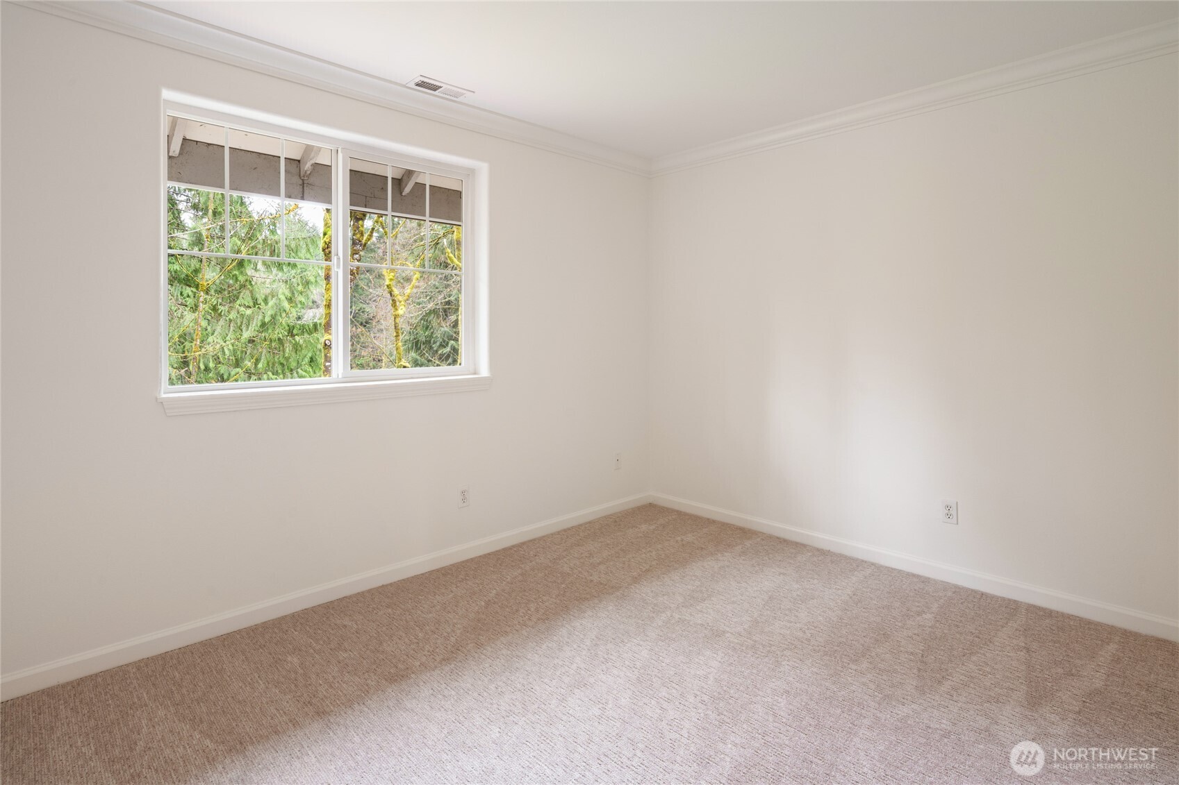 19540 159th Place NE, Woodinville, WA 98072
