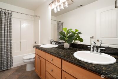 19540 159th Place NE, Woodinville, WA 98072 - Photo 31