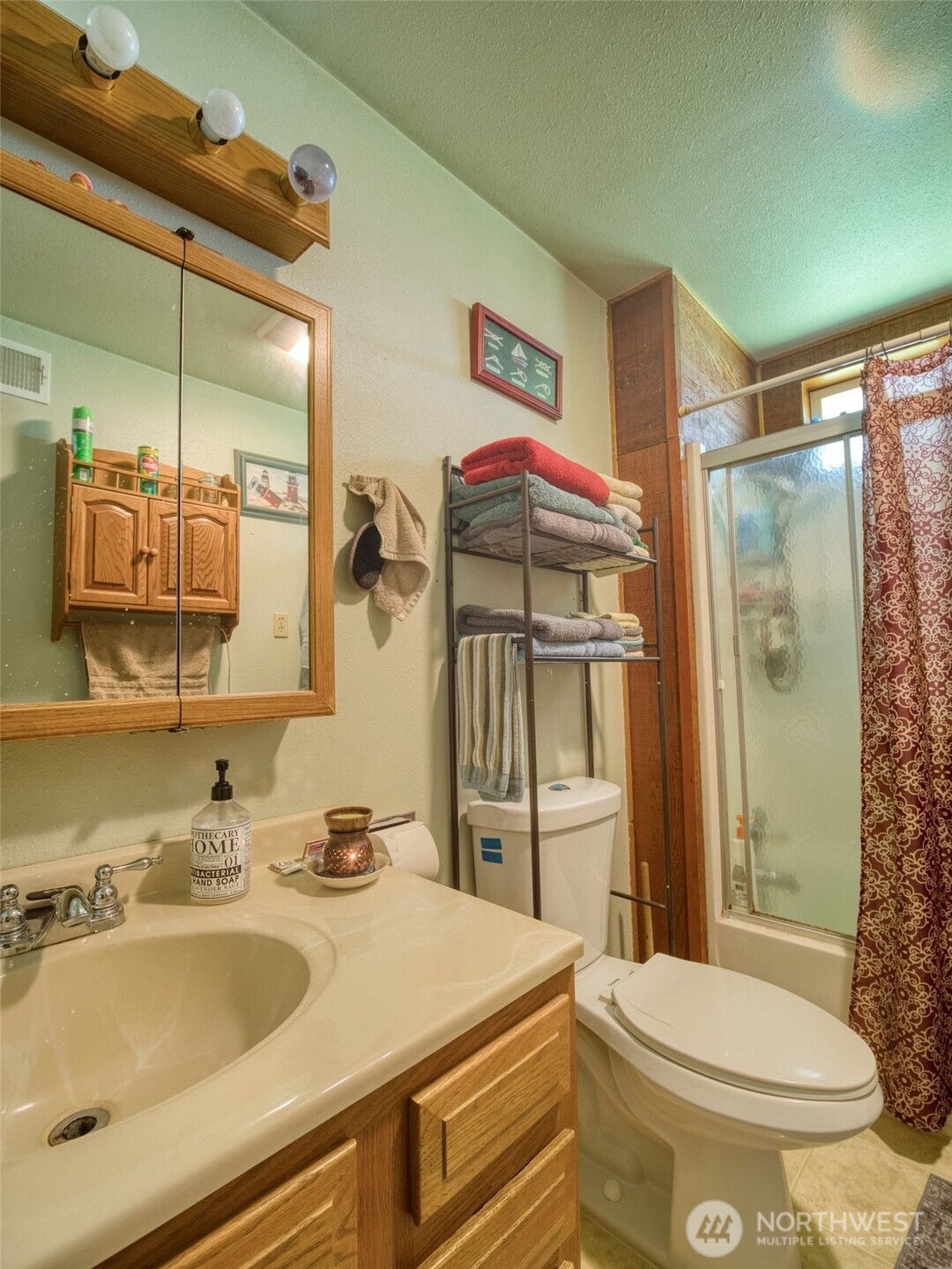 620 Monroe Street , Hoquiam, WA 98550