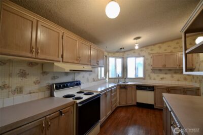 5250 College Street SE #19, Lacey, WA 98503 - Photo 17