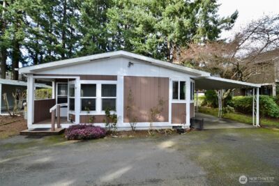 5250 College Street SE #19, Lacey, WA 98503 - Photo 2