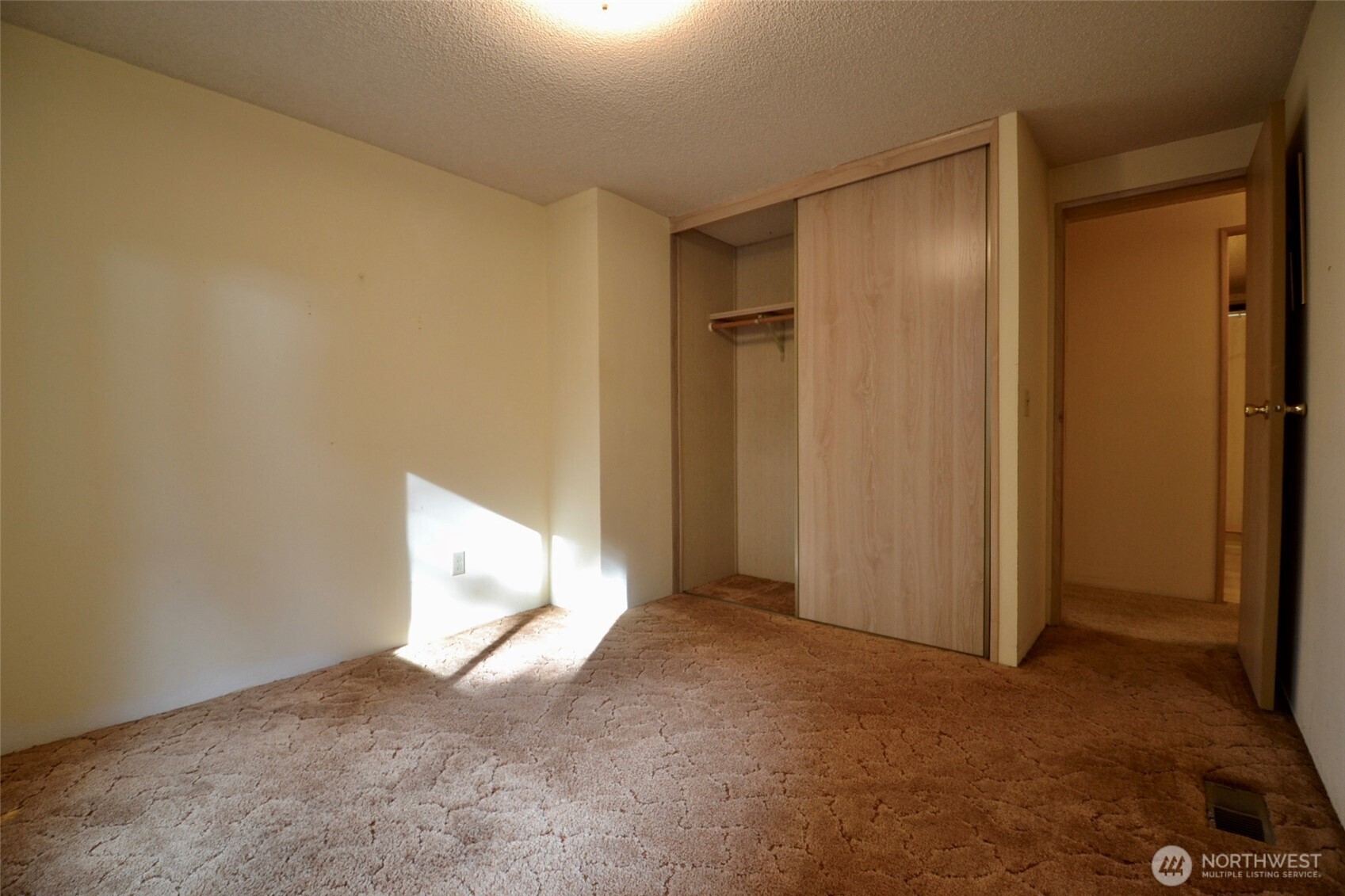 5250 College Street SE #19, Lacey, WA 98503