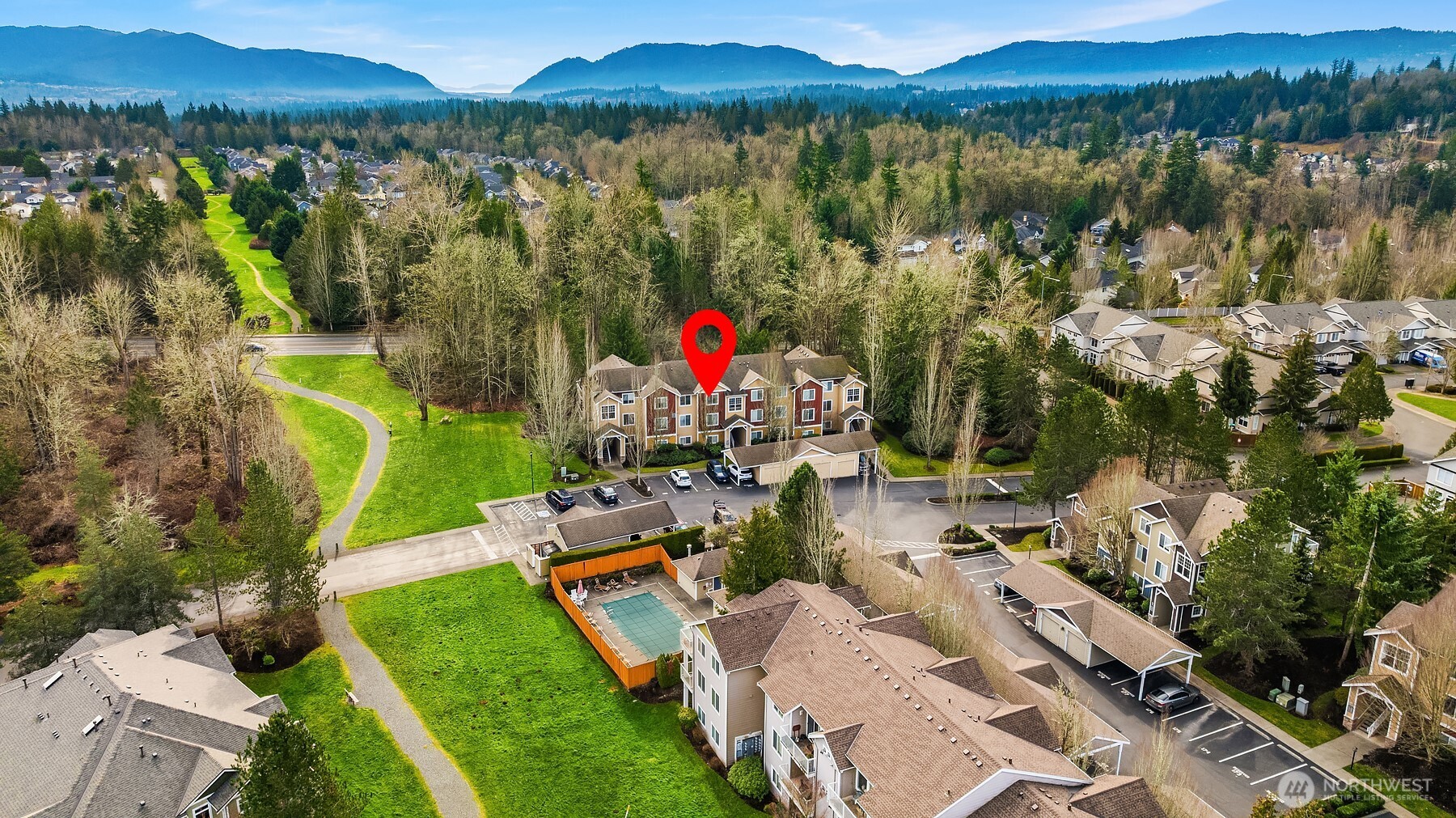 710 240th Way SE #J302, Sammamish, WA 98074