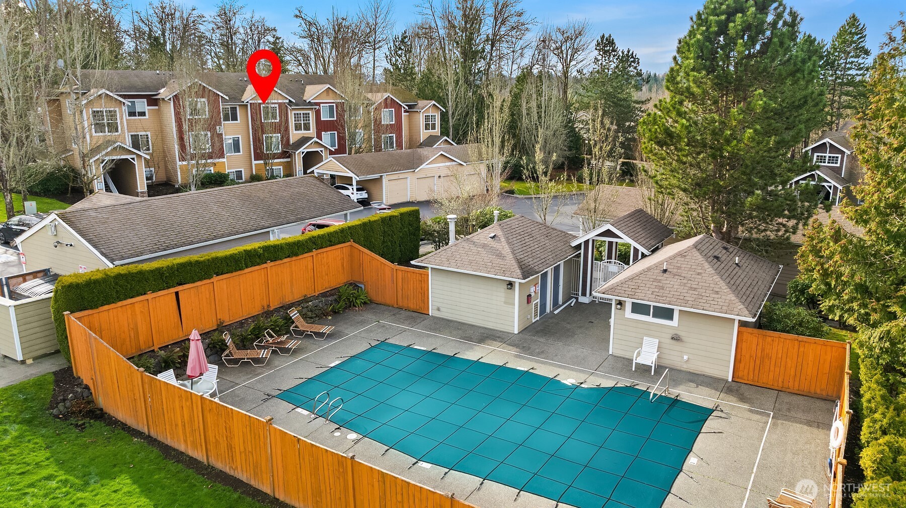 710 240th Way SE #J302, Sammamish, WA 98074