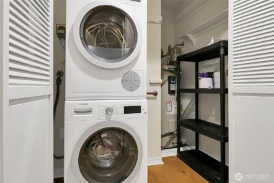 2746 60th Avenue SW #2, Seattle, WA 98116-4715 - Photo 9