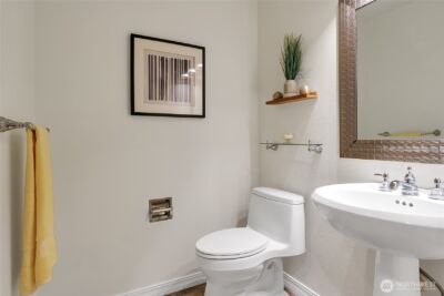 2746 60th Avenue SW #2, Seattle, WA 98116-4715 - Photo 15