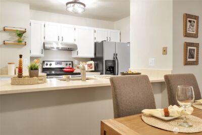 2746 60th Avenue SW #2, Seattle, WA 98116-4715 - Photo 7