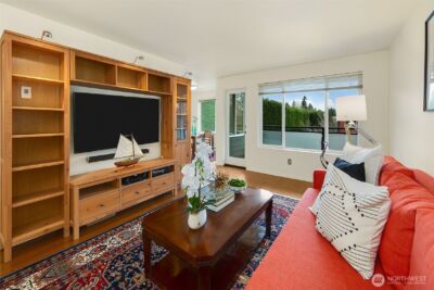 5818 NE 70th Street #A312, Seattle, WA 98115 - Photo 2