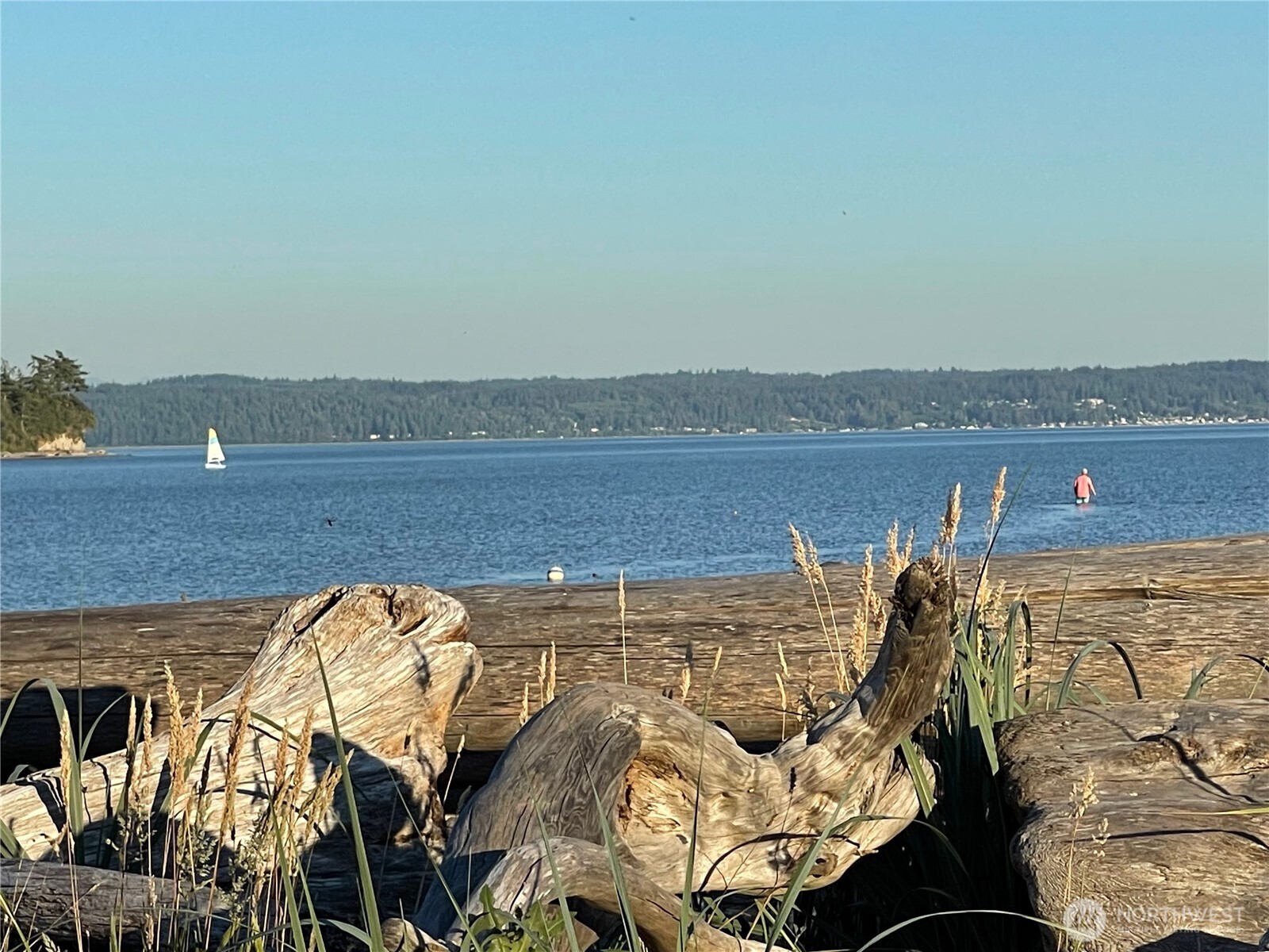 801 Livingston Bay Shore Drive , Camano Island, WA 98282
