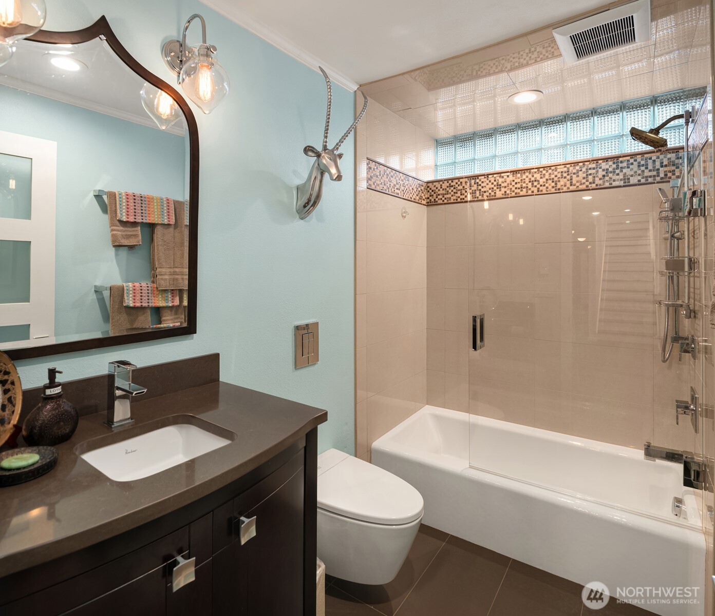 1617 121st Avenue SE, Bellevue, WA 98005