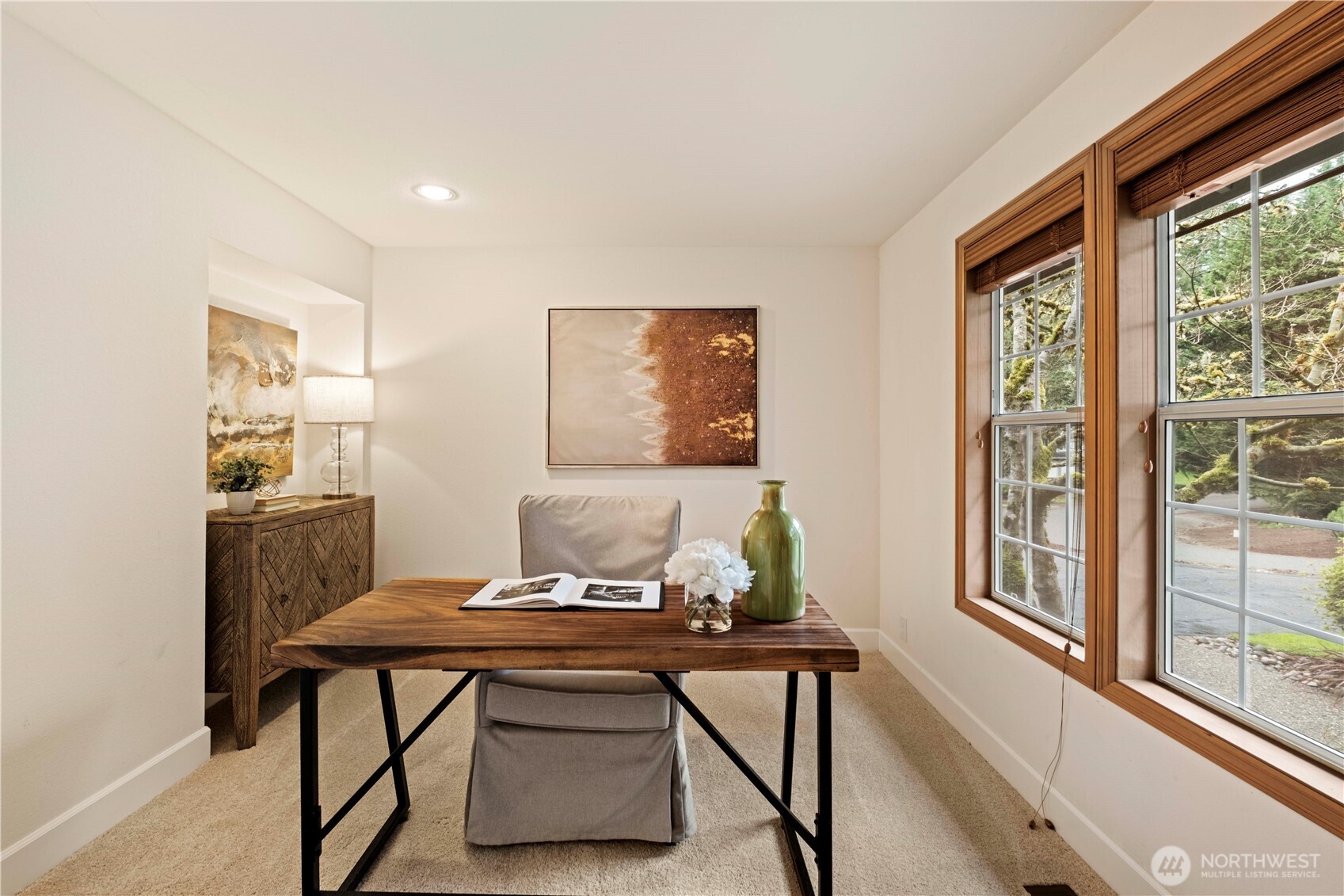 24229 NE 7th Place , Sammamish, WA 98074-3627