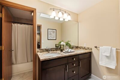24229 NE 7th Place , Sammamish, WA 98074-3627 - Photo 19