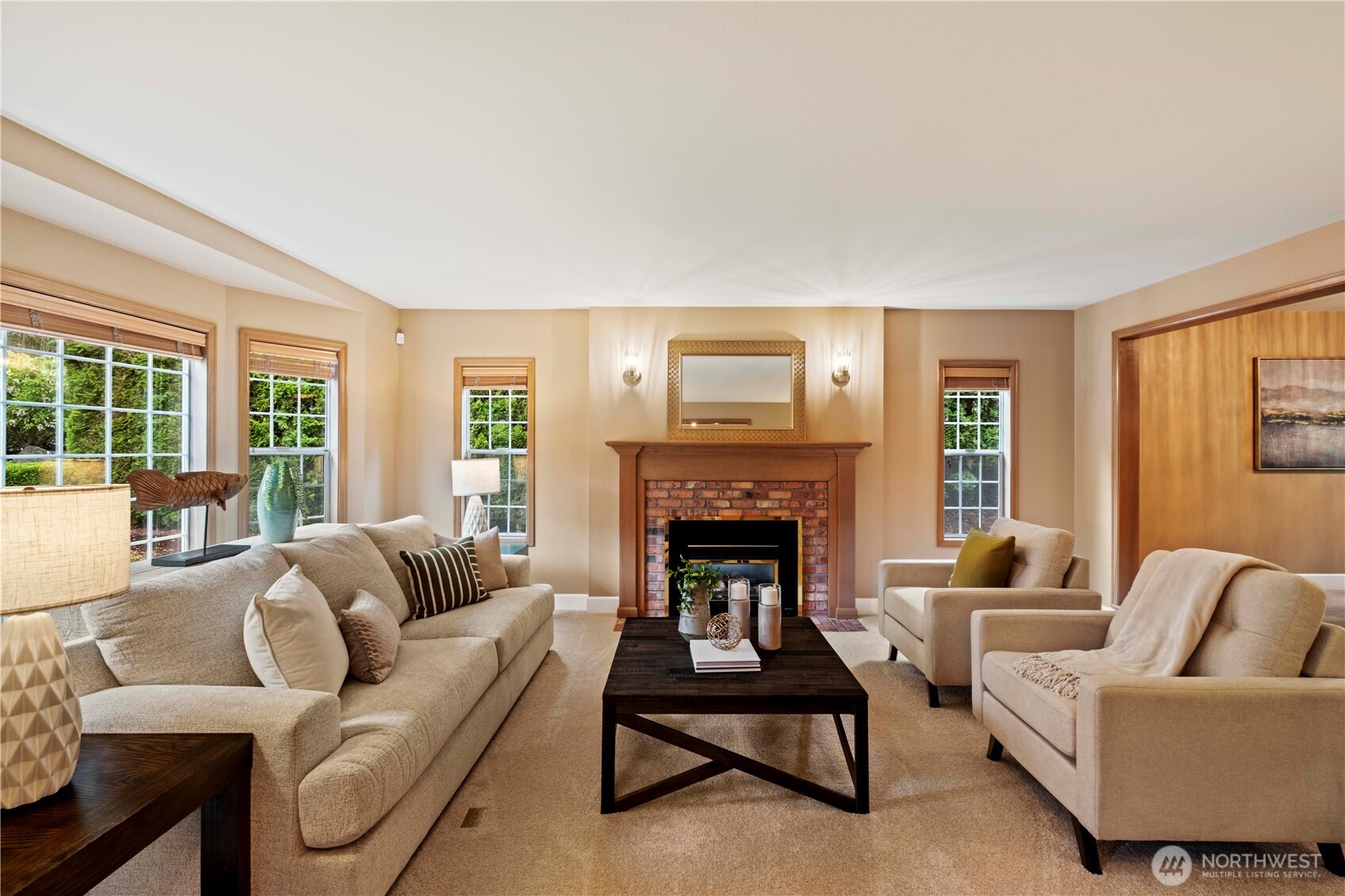 24229 NE 7th Place , Sammamish, WA 98074-3627