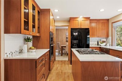 24229 NE 7th Place , Sammamish, WA 98074-3627 - Photo 9