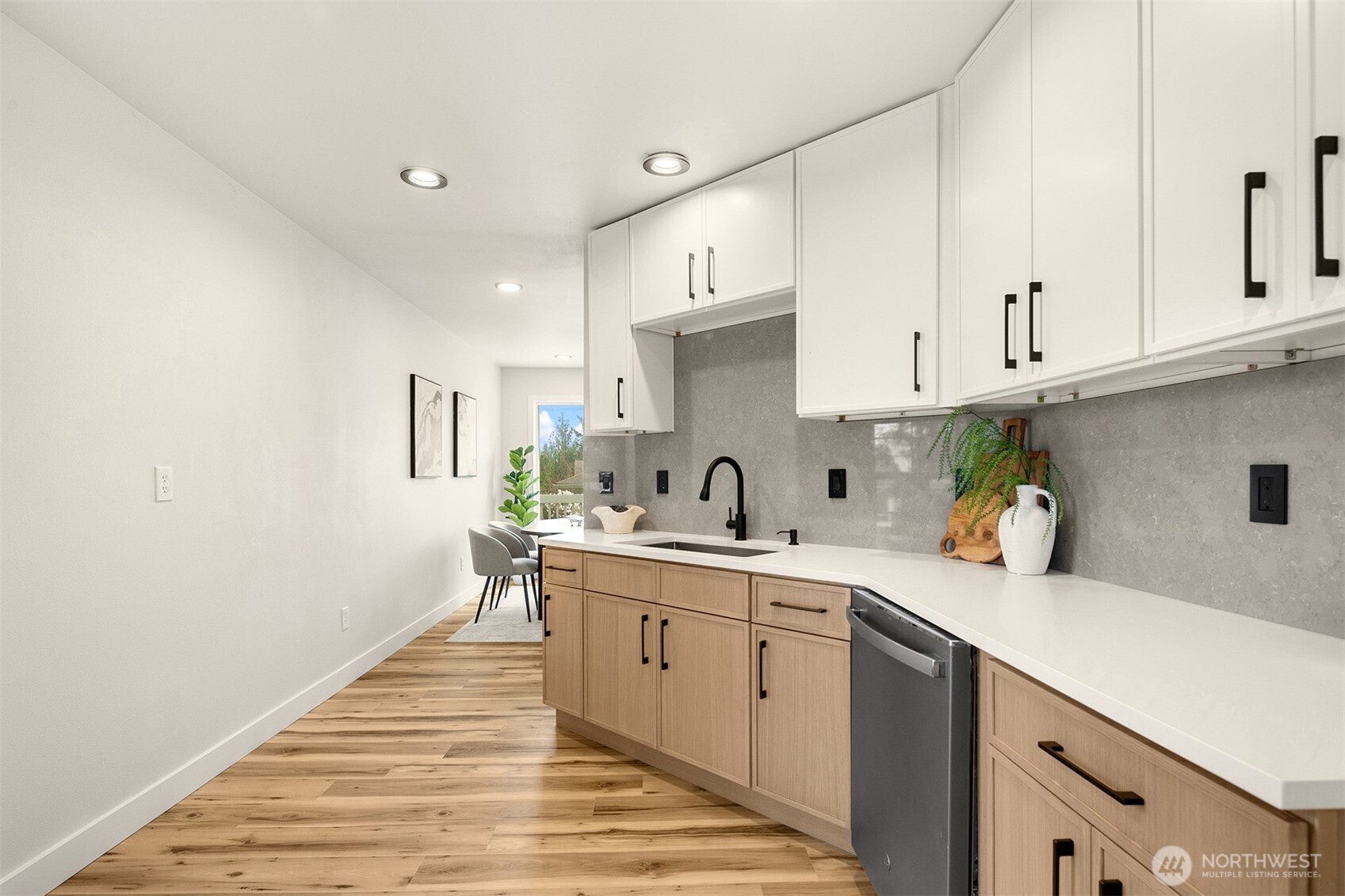 22057 SE 269th Place , Maple Valley, WA 98038