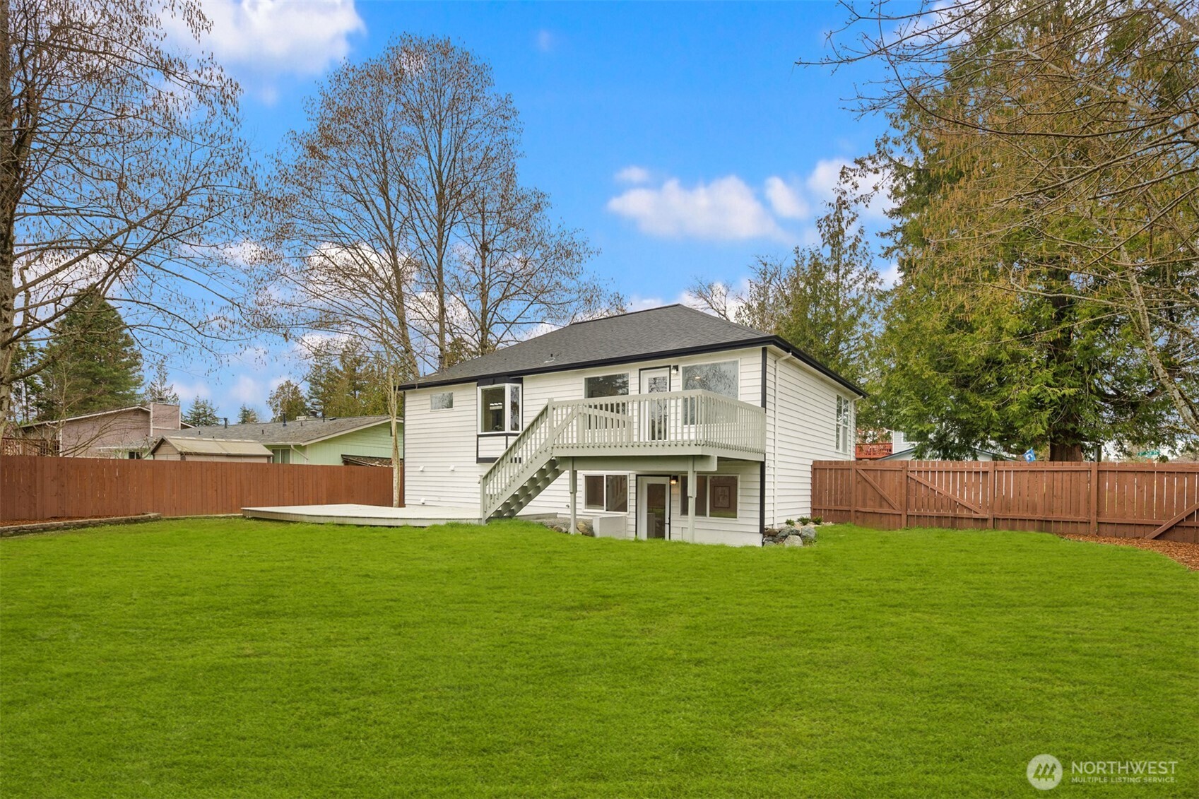 22057 SE 269th Place , Maple Valley, WA 98038