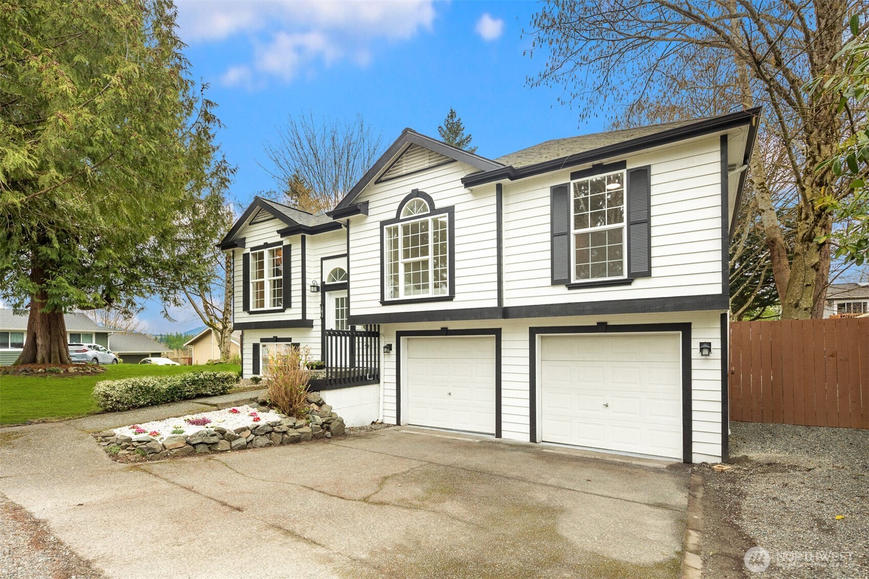 22057 SE 269th Place , Maple Valley, WA 98038