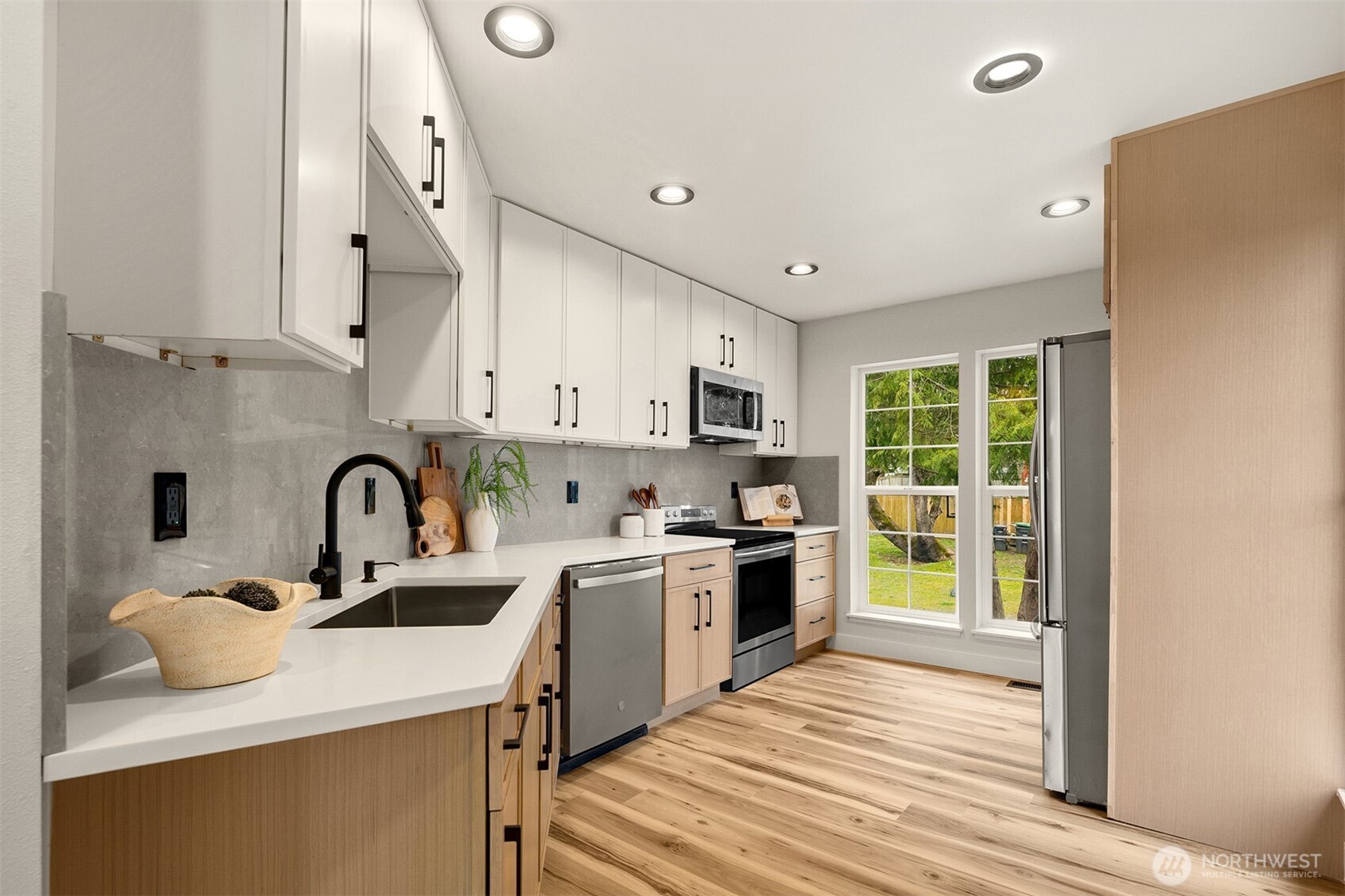 22057 SE 269th Place , Maple Valley, WA 98038