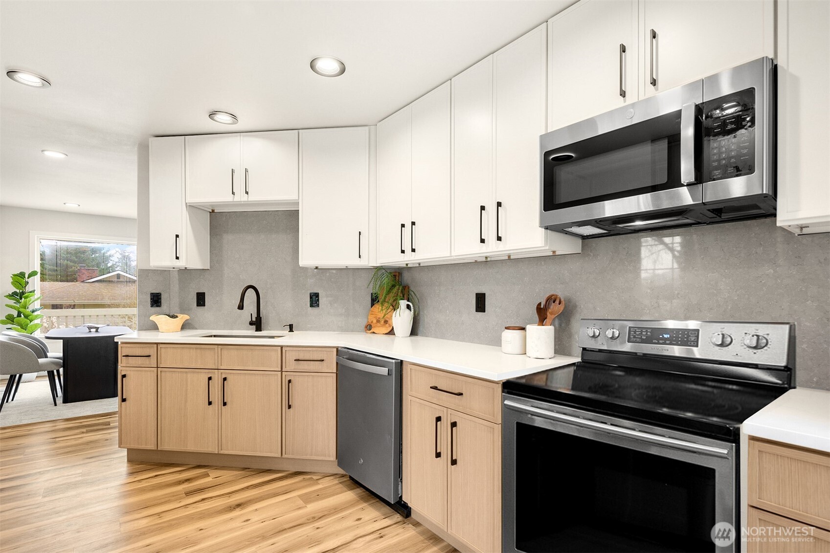 22057 SE 269th Place , Maple Valley, WA 98038