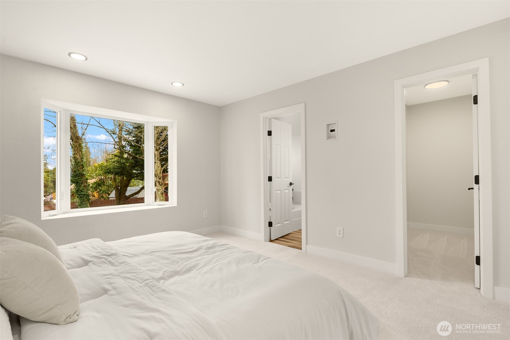 22057 SE 269th Place , Maple Valley, WA 98038