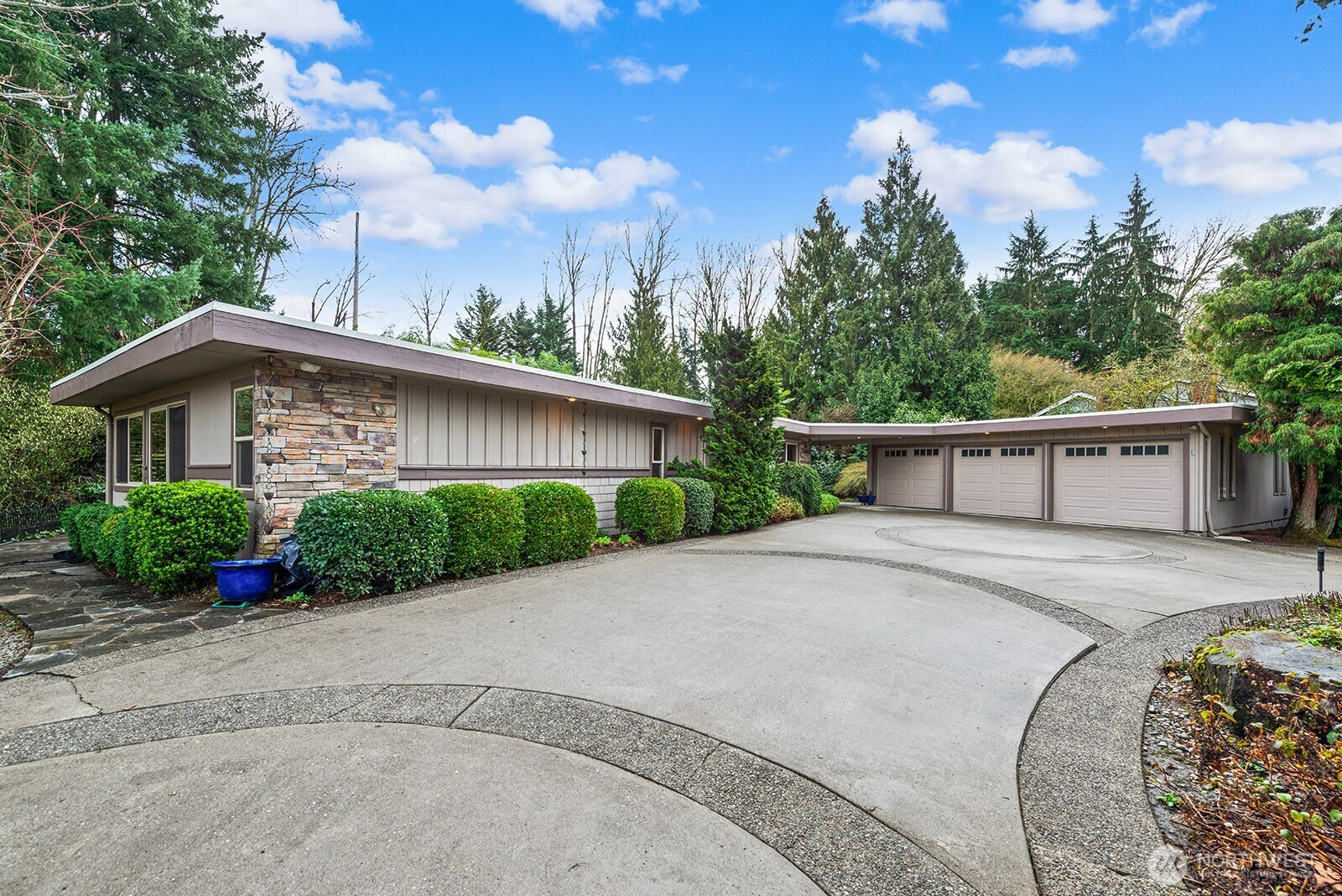16 Cascade Key , Bellevue, WA 98006