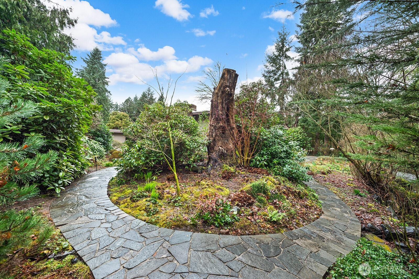16 Cascade Key , Bellevue, WA 98006
