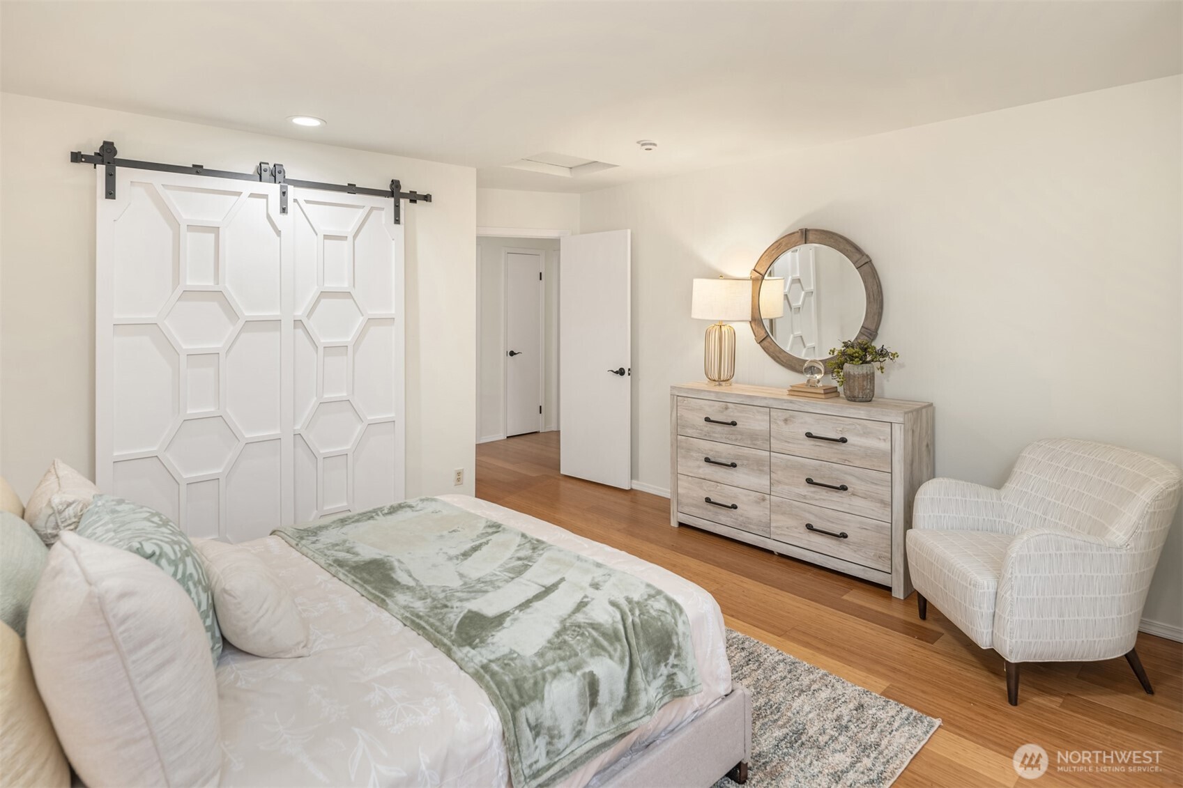 1425 243rd Place SW, Bothell, WA 98021