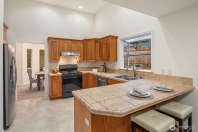 1425 243rd Place SW, Bothell, WA 98021 - Photo 8