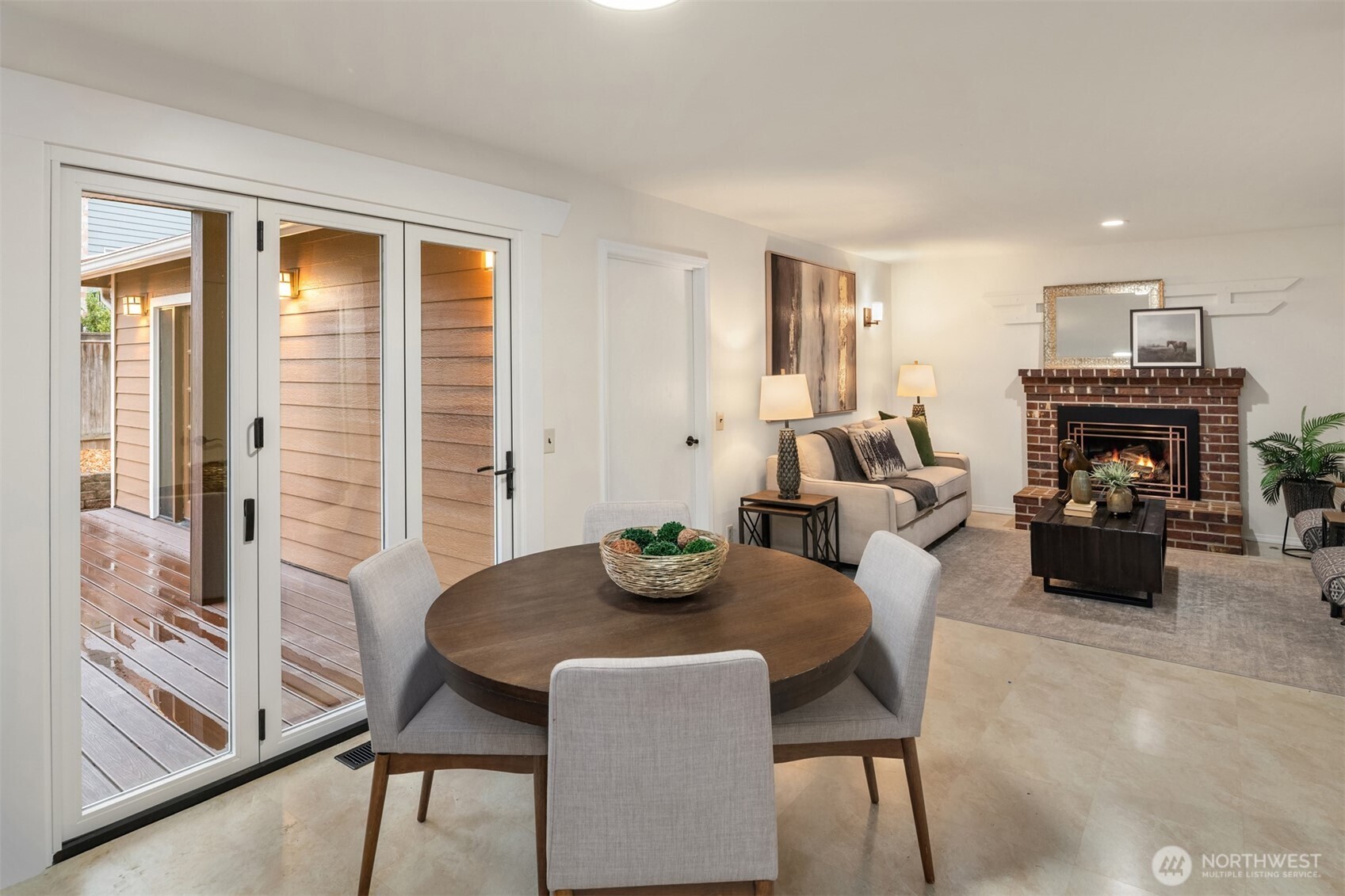 1425 243rd Place SW, Bothell, WA 98021