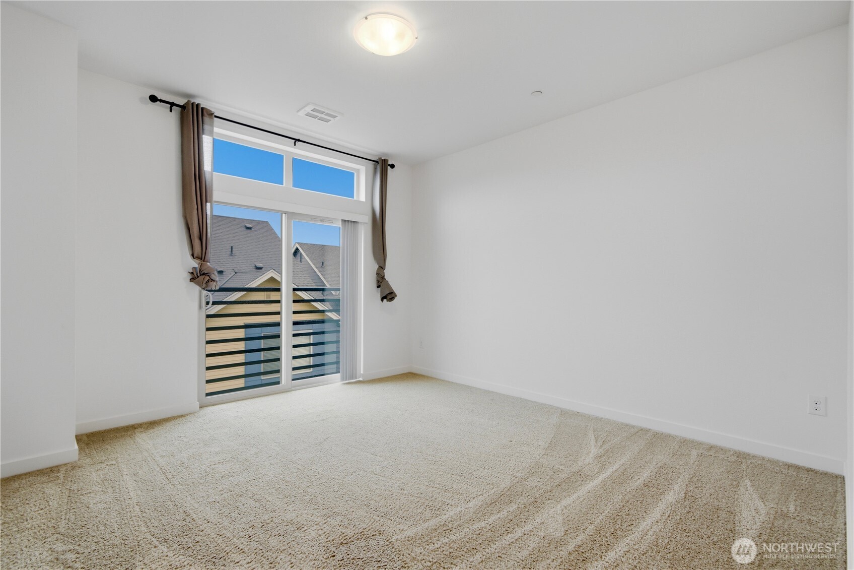 1438 159th Place NE, Bellevue, WA 98008-2782