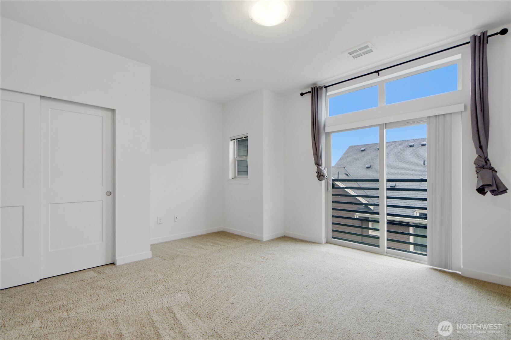 1438 159th Place NE, Bellevue, WA 98008-2782