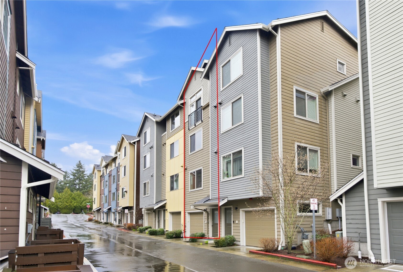 1438 159th Place NE, Bellevue, WA 98008-2782
