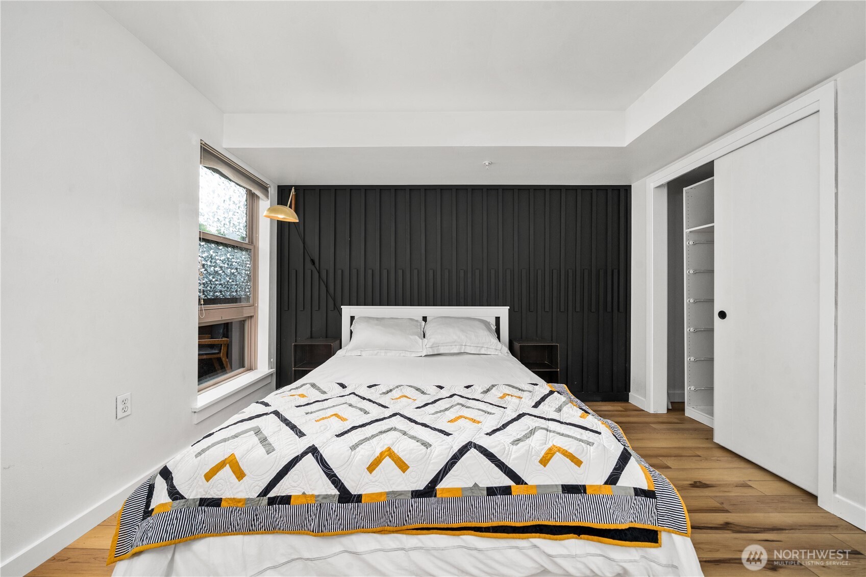 827 Hiawatha Place S #204, Seattle, WA 98144