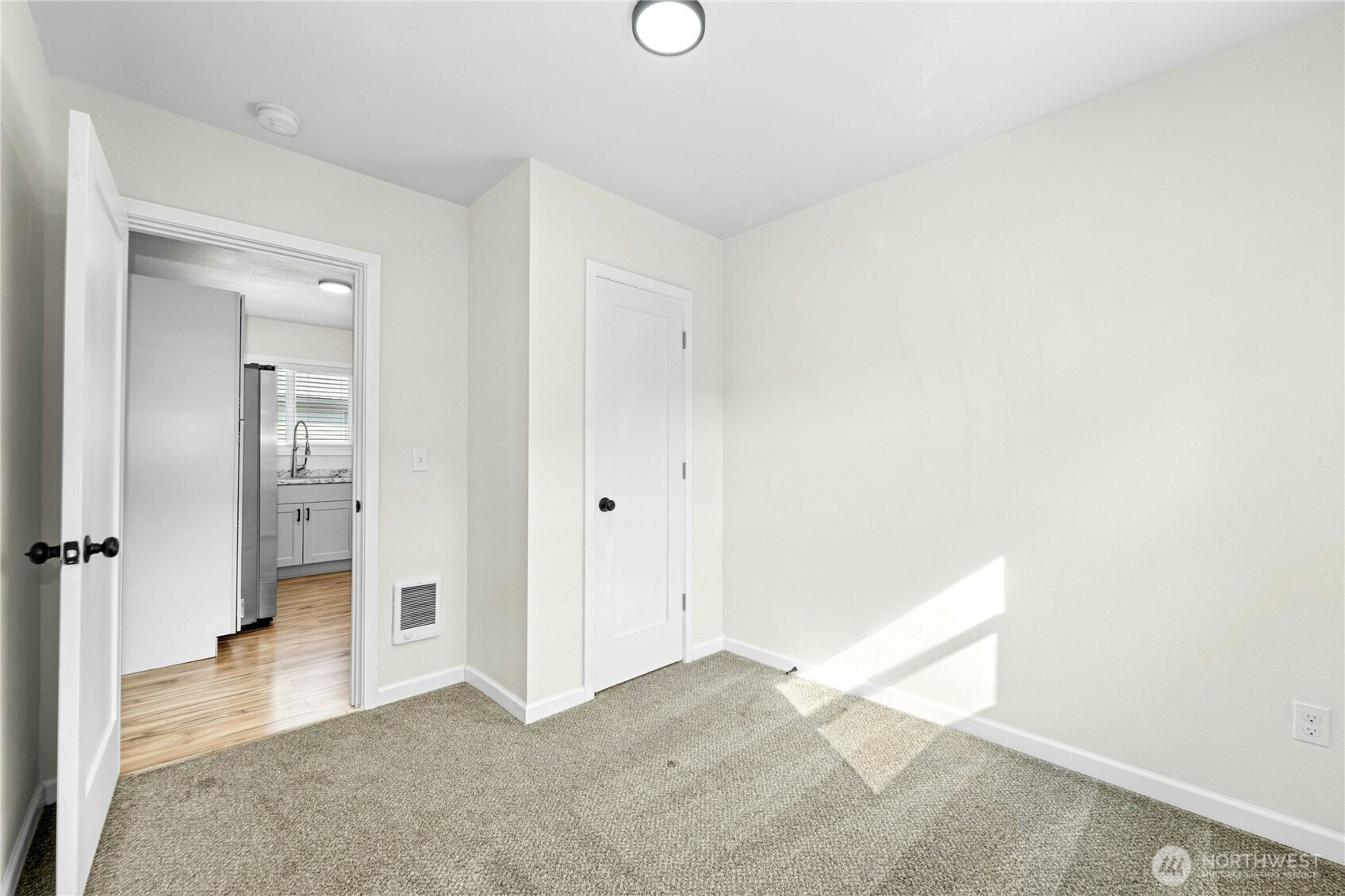 719 S Nenant Street , Bucoda, WA 98530-4514