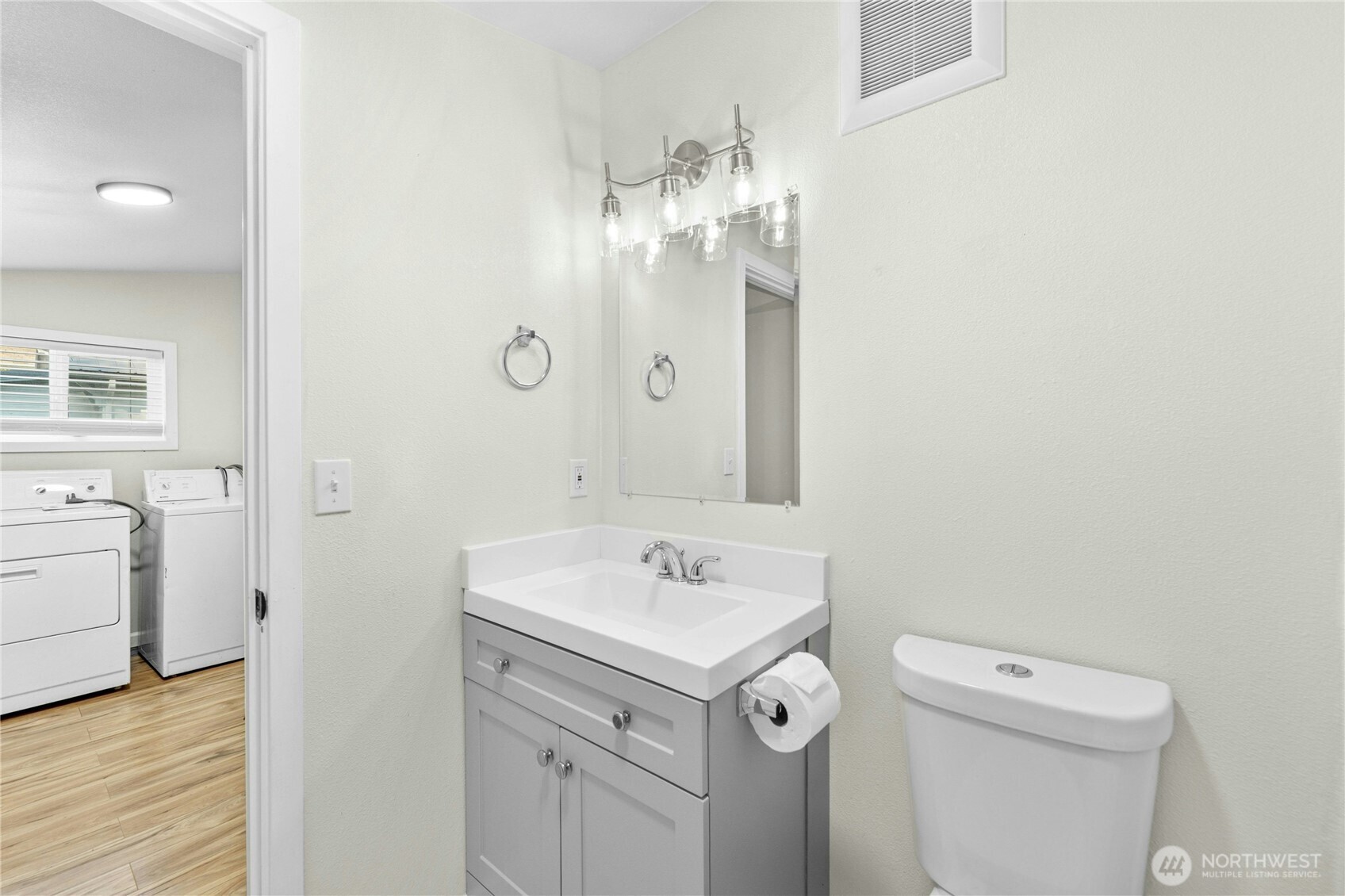 719 S Nenant Street , Bucoda, WA 98530-4514