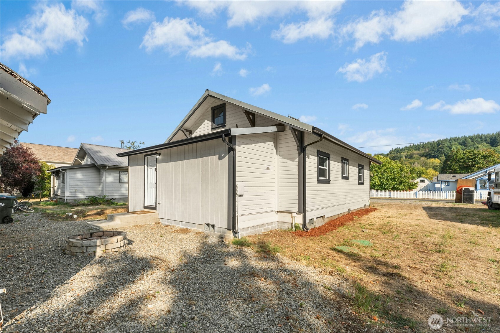 719 S Nenant Street , Bucoda, WA 98530-4514