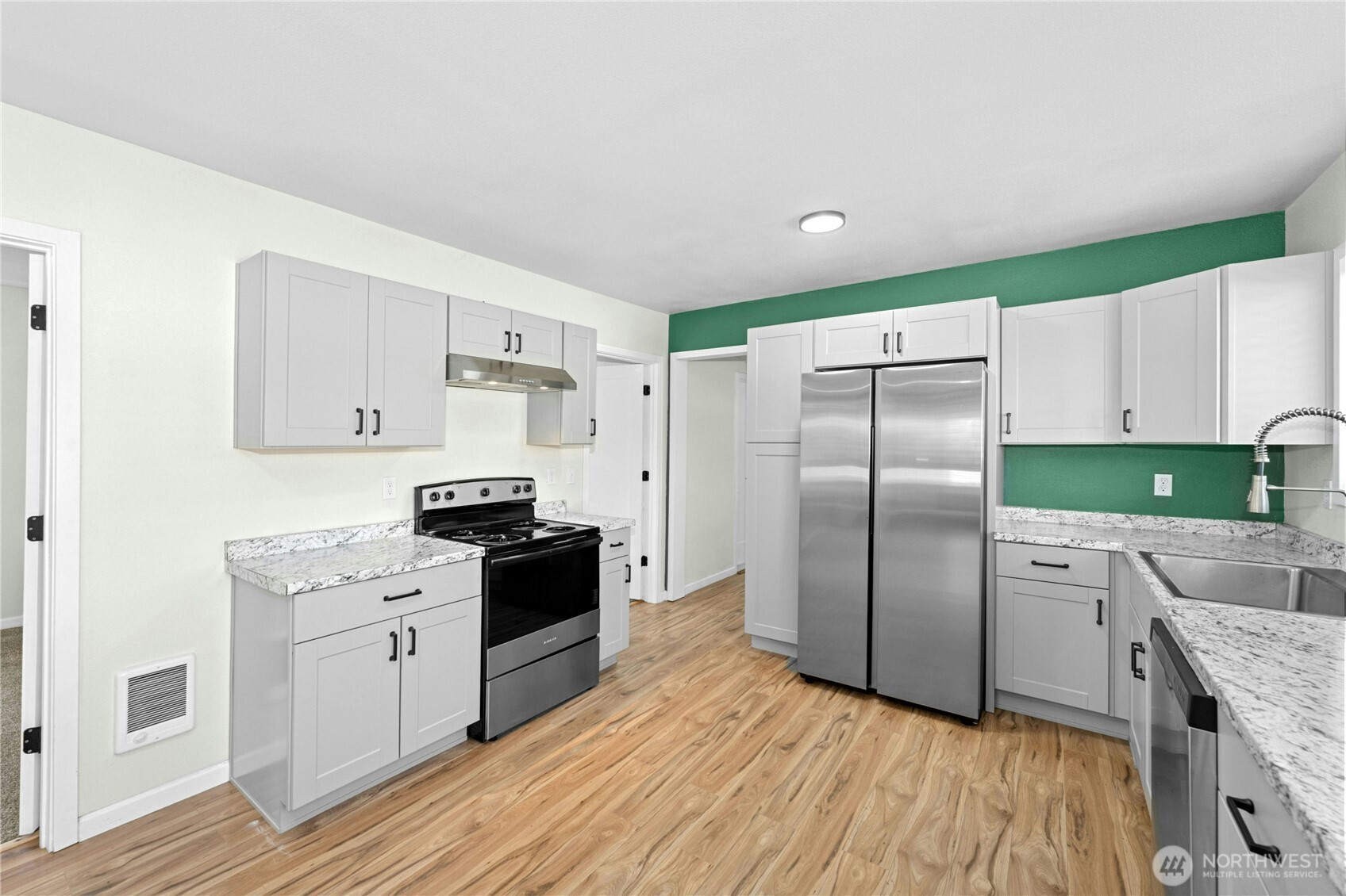 719 S Nenant Street , Bucoda, WA 98530-4514